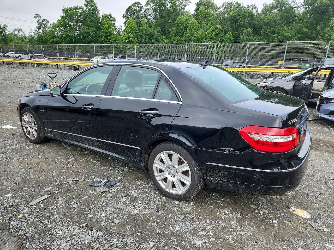 WDDHF5KB2CA528009 · 2012 MERCEDES-BENZ E · 2/12