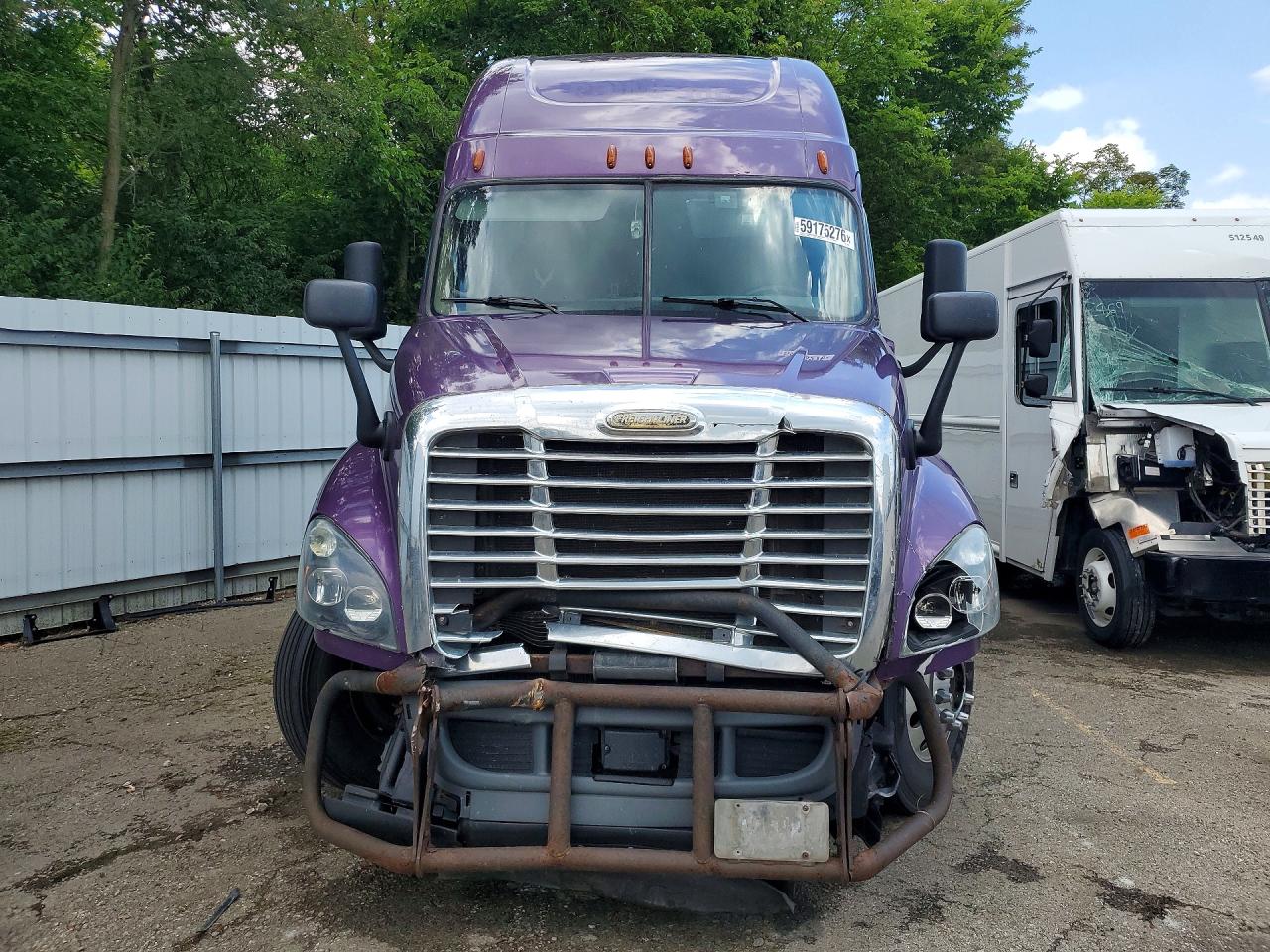 3AKJGLD53FSFN3286 · 2015 FREIGHTLINER CASCADIA · 5/13
