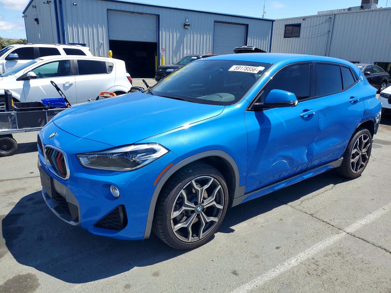 WBXYJ3C37JEJ81435 · 2018 BMW X2