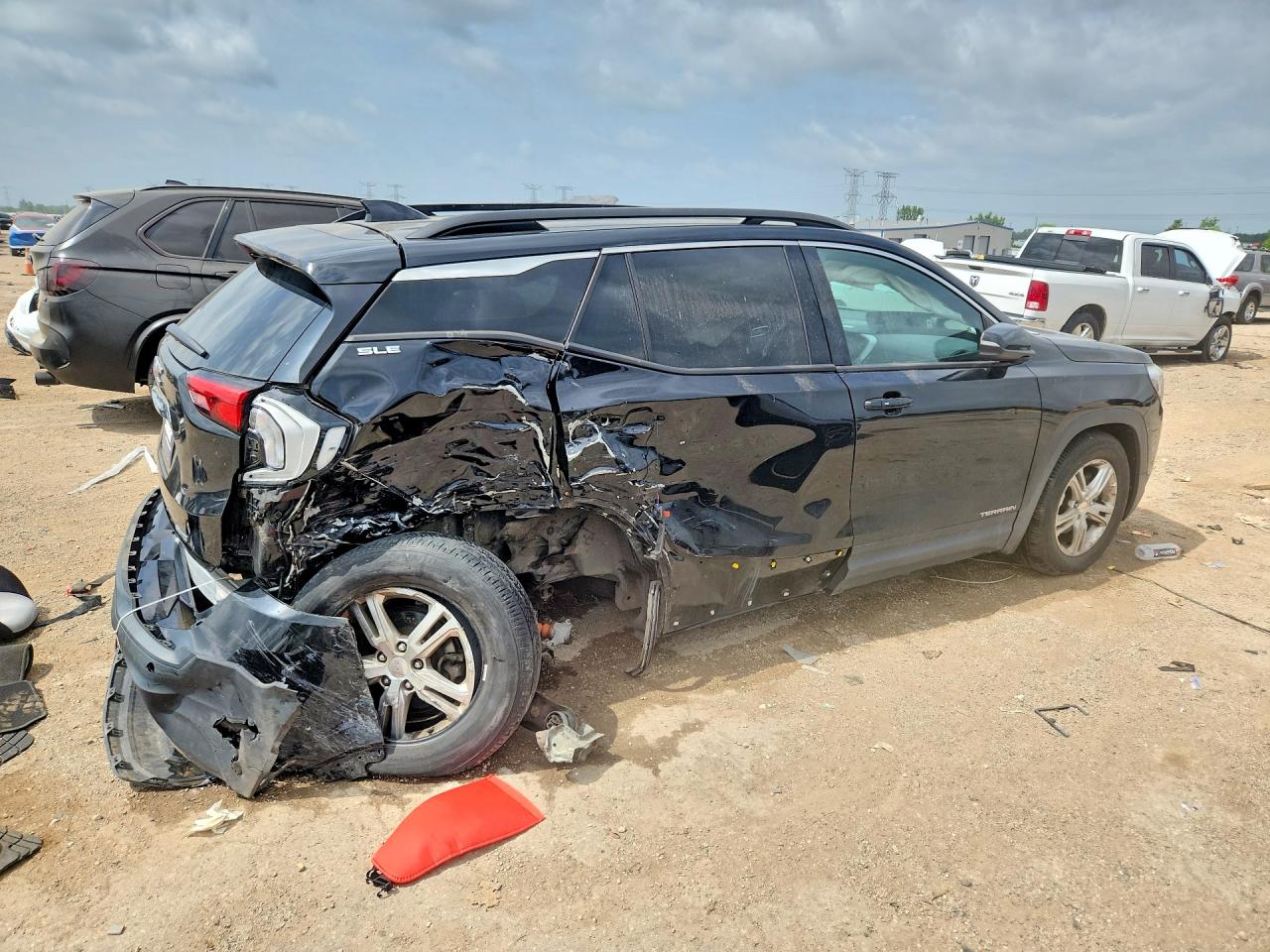 3GKALTEVXKL356015 · 2019 GMC TERRAIN · 3/12