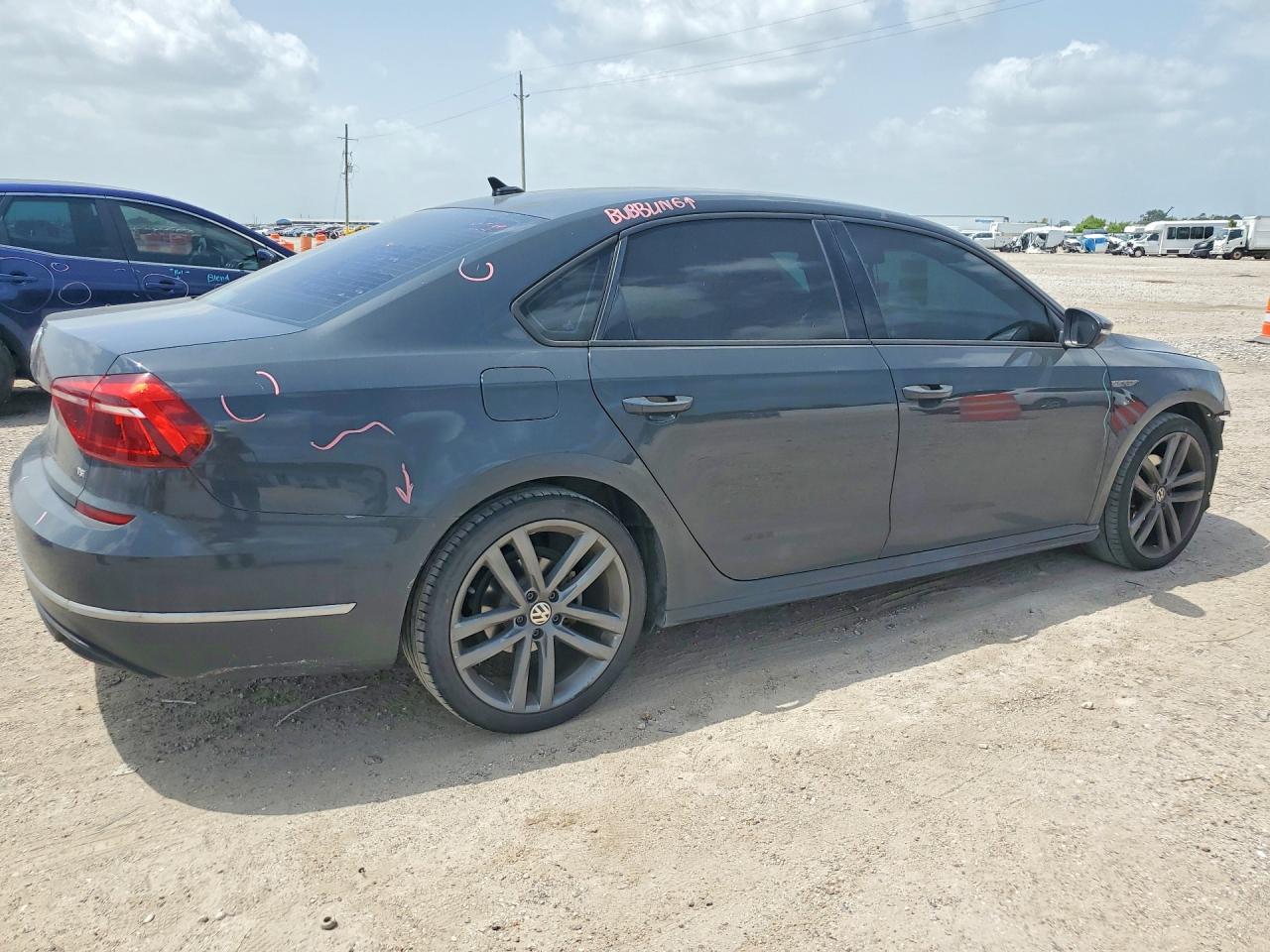 1VWAA7A39JC009215 · 2018 VOLKSWAGEN PASSAT · 3/12