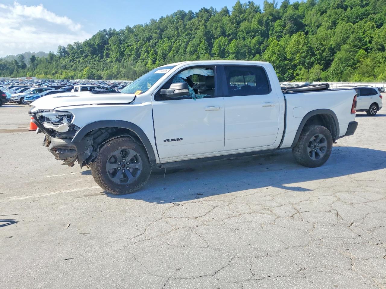 1C6SRFLT1KN901396 · 2019 RAM 1500