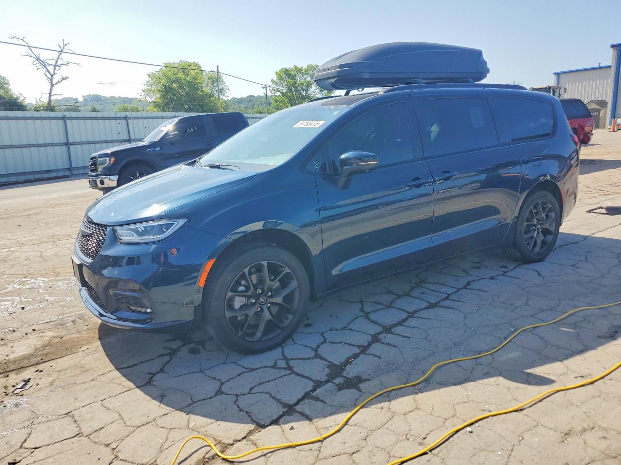 2023 CHRYSLER PACIFICA