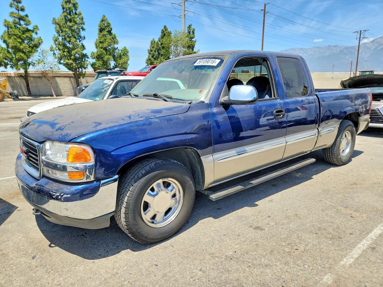2GTEC19T2Y1315625 · 2000 GMC NEW SIERRA