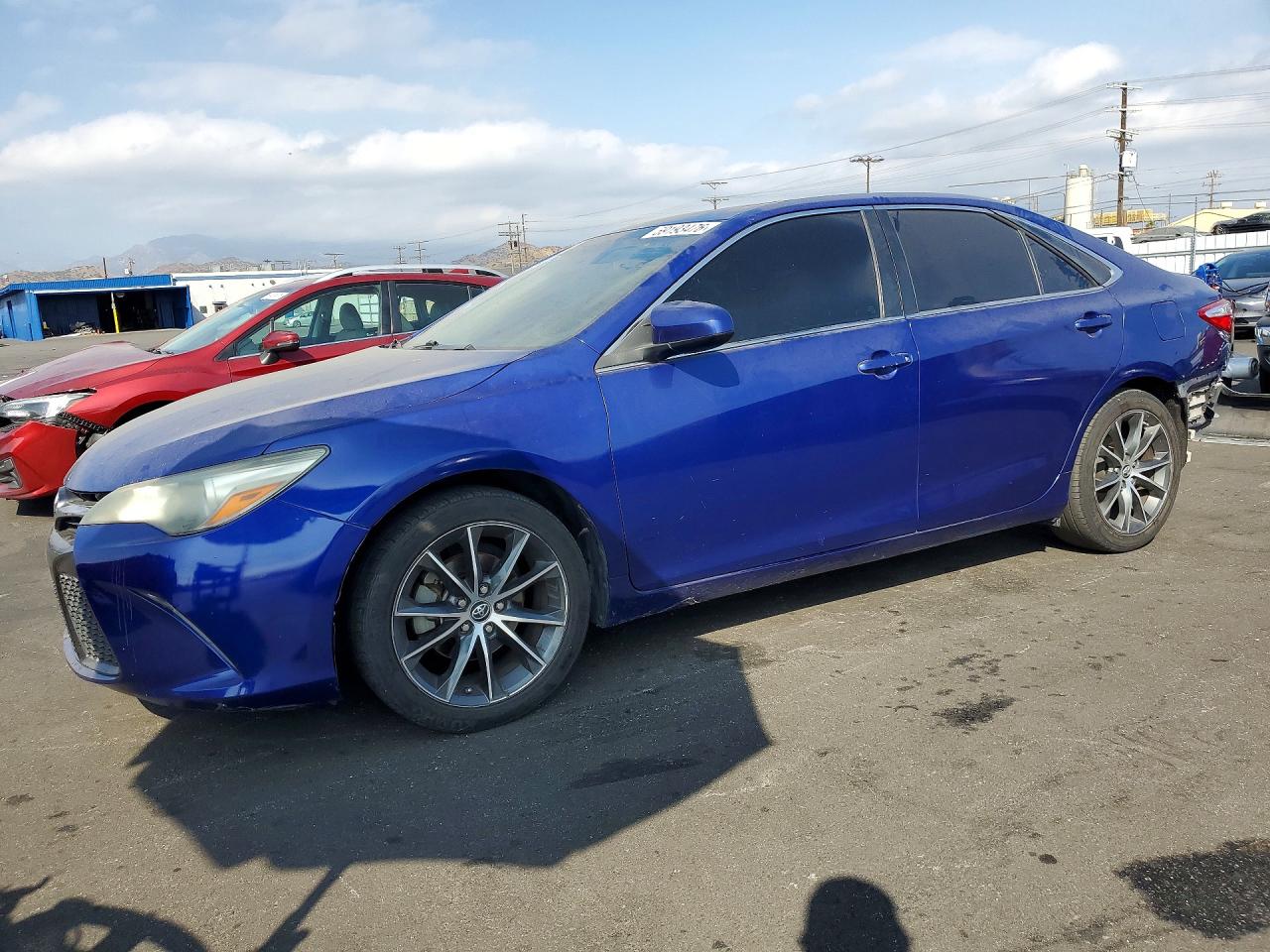 4T1BF1FK2FU948502 · 2015 TOYOTA CAMRY