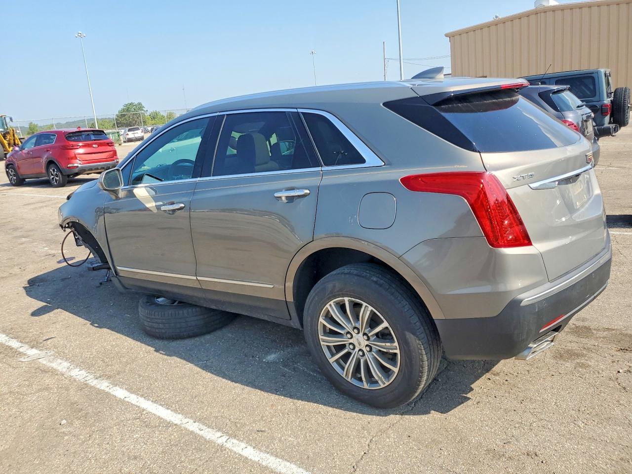 1GYKNCRSXJZ185052 · 2018 CADILLAC XT5 · 2/13