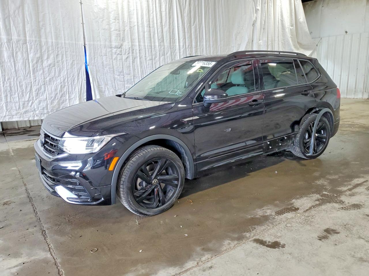 3VV8B7AX5RM180993 · 2024 VOLKSWAGEN TIGUAN
