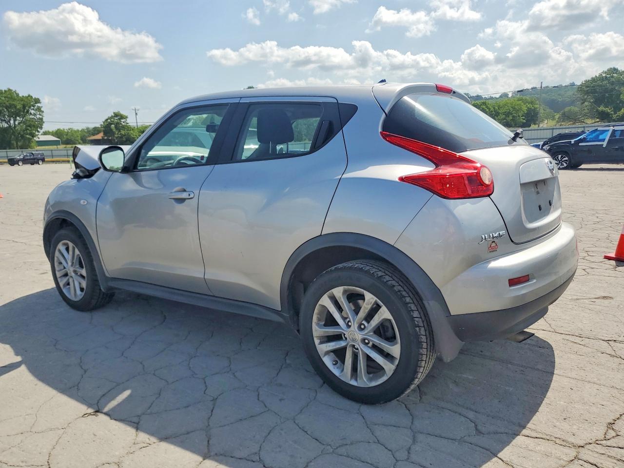 JN8AF5MR8BT012170 · 2011 NISSAN JUKE · 2/12