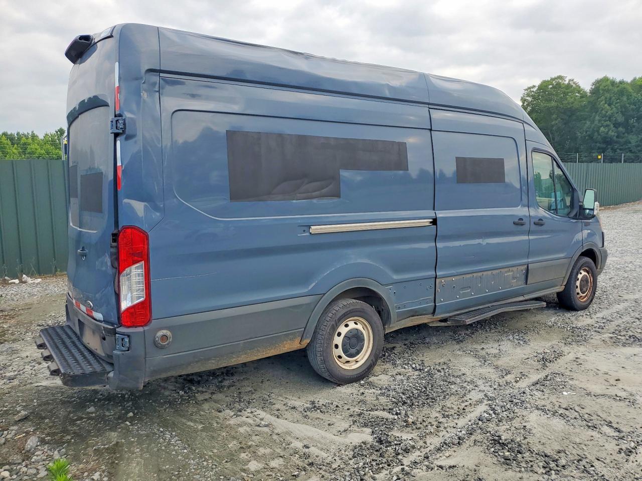 1FTYR3XM5KKB89450 · 2019 FORD TRANSIT · 3/13