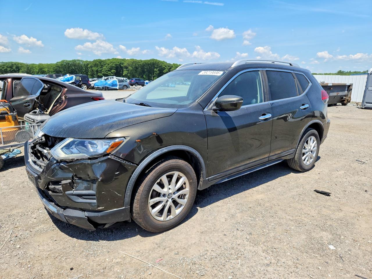 KNMAT2MV3HP532875 · 2017 NISSAN ROGUE