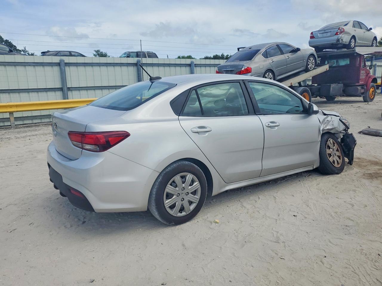 3KPA24AD8LE259855 · 2020 KIA RIO · 3/12