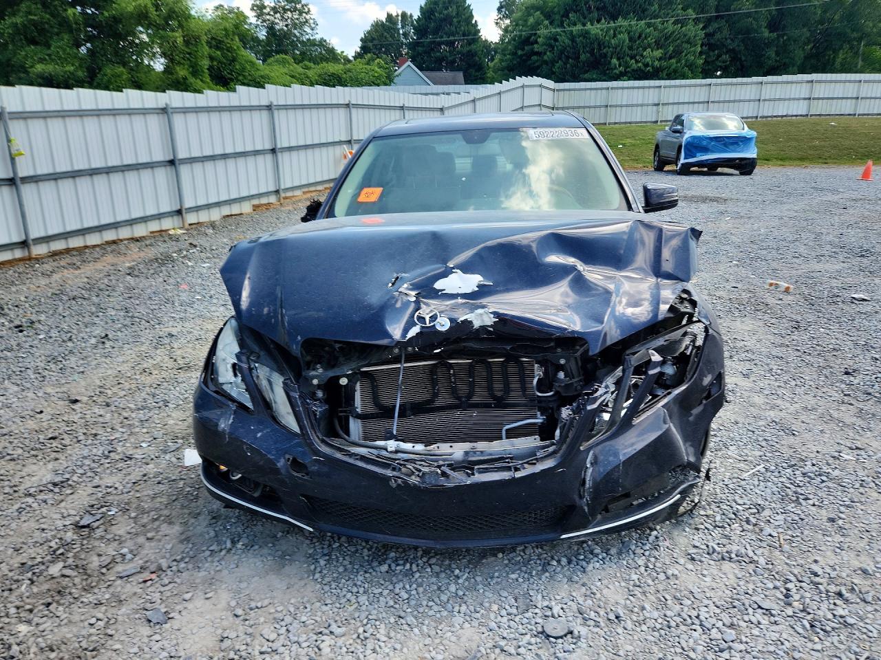 WDDHF5GB6BA369633 · 2011 MERCEDES-BENZ E · 5/12