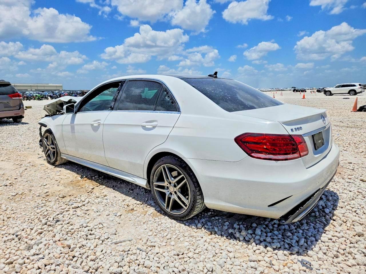 WDDHF5KB6GB270481 · 2016 MERCEDES-BENZ E · 2/13