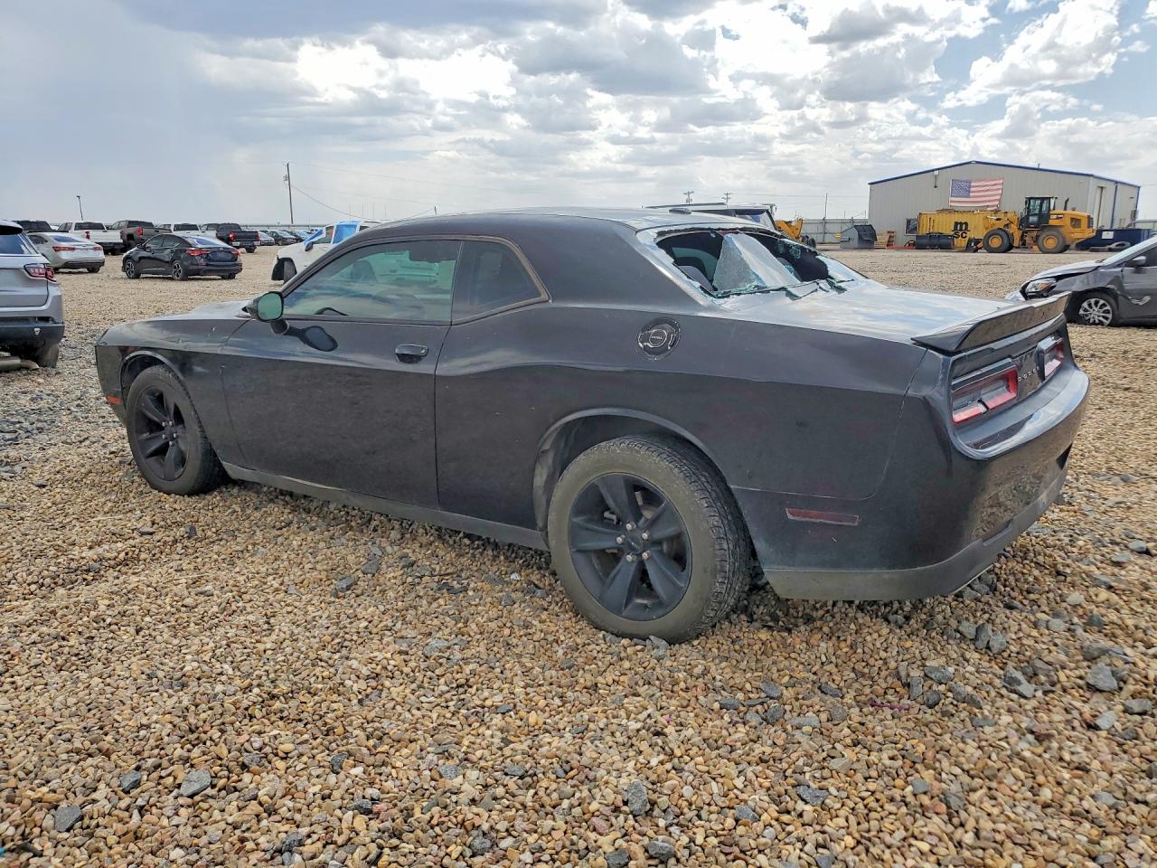 2C3CDZAG7JH302940 · 2018 DODGE CHALLENGER · 2/12