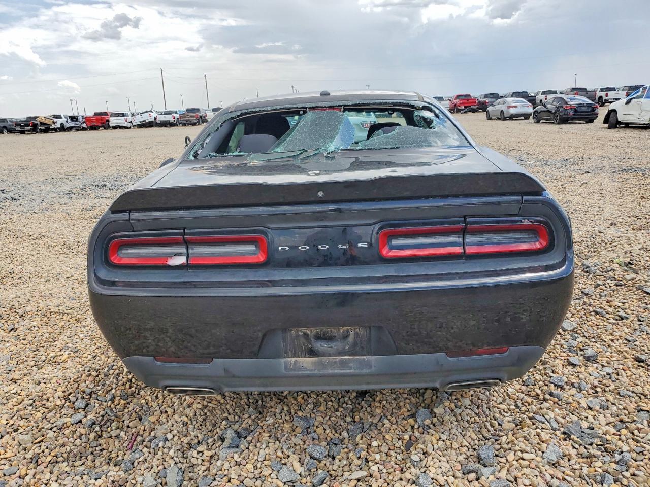 2C3CDZAG7JH302940 · 2018 DODGE CHALLENGER · 6/12