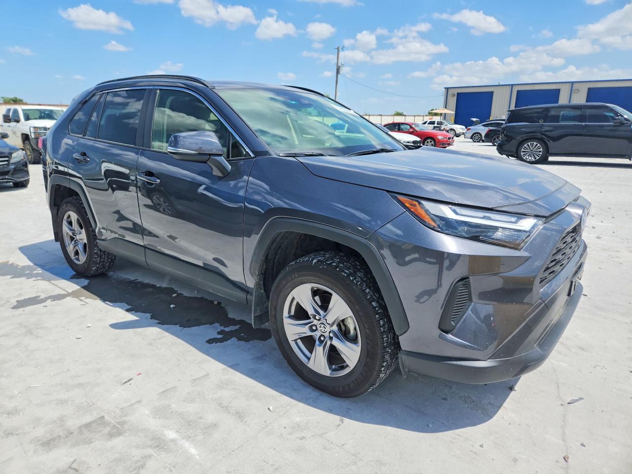 JTMRWRFV1RD270941 · 2024 TOYOTA RAV4 HYBRID · 4/13