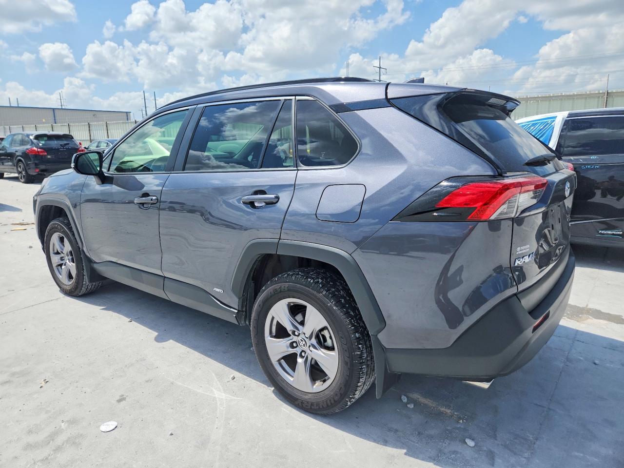 JTMRWRFV1RD270941 · 2024 TOYOTA RAV4 HYBRID · 2/13