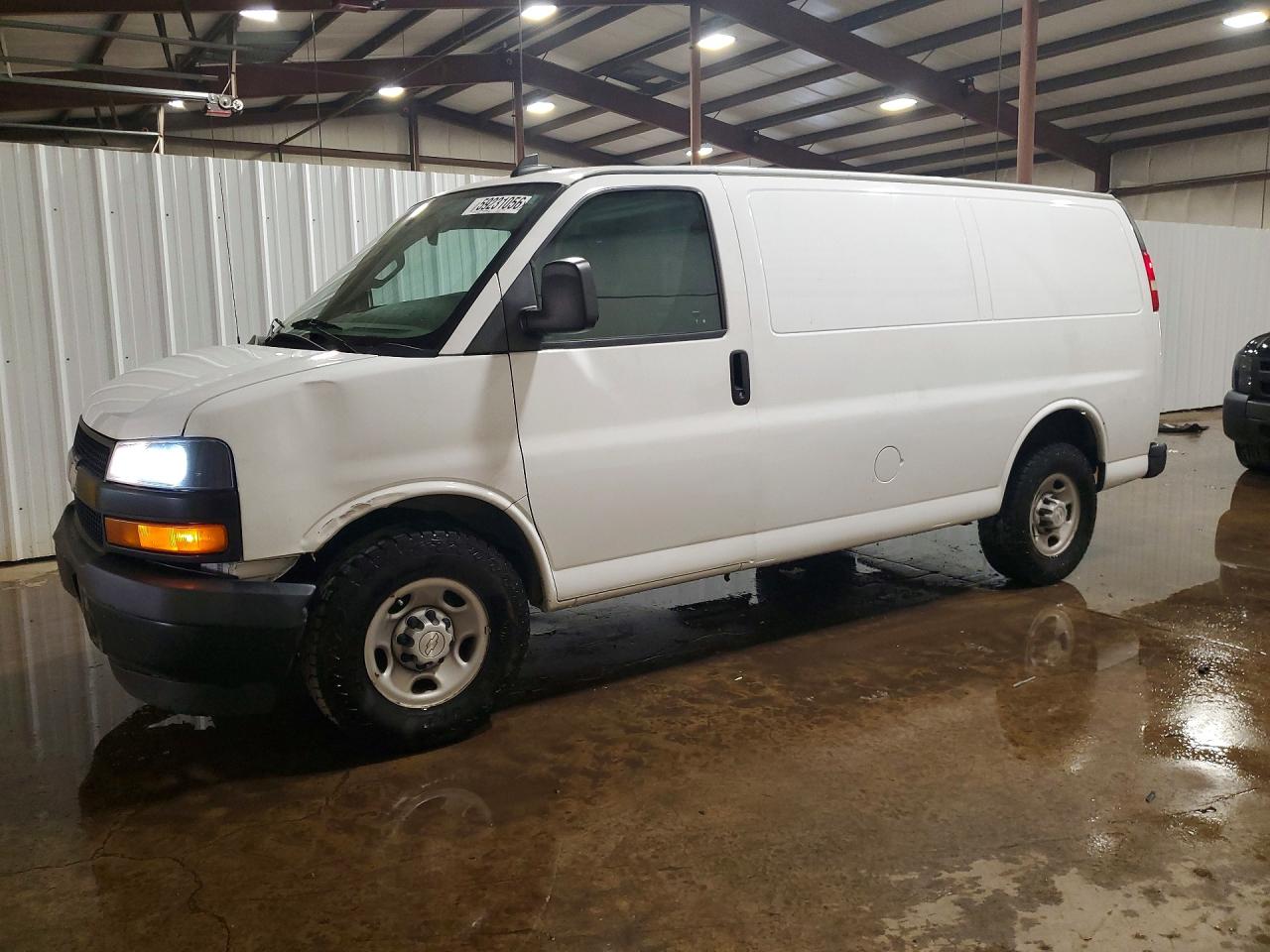 1GCWGAFP5J1292952 · 2018 CHEVROLET EXPRESS G2500