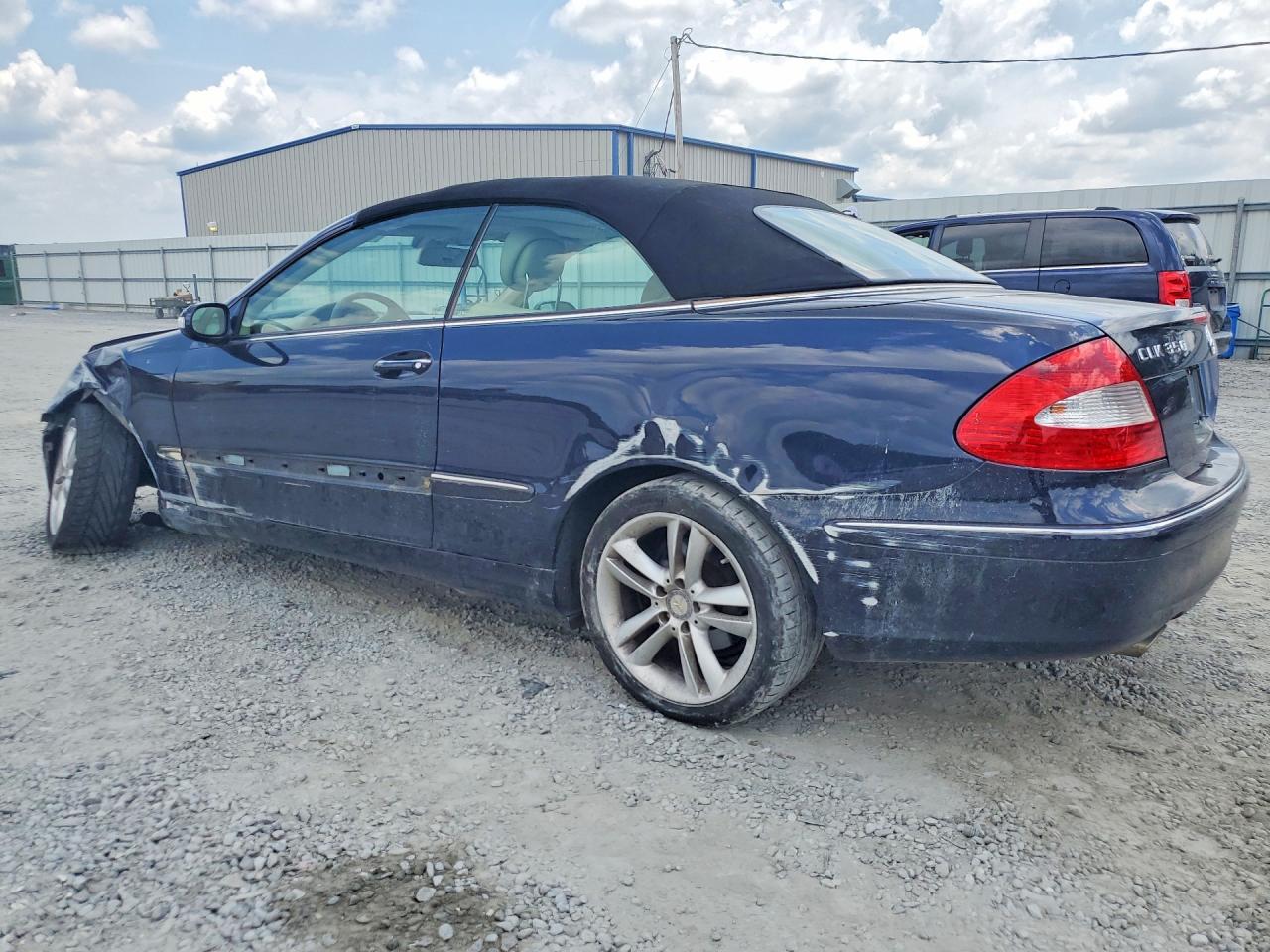 WDBTK56F39T108820 · 2009 MERCEDES-BENZ CLK · 2/12