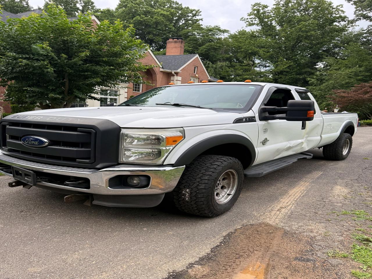 1FT8X3BT0CEC28725 · 2012 FORD F350