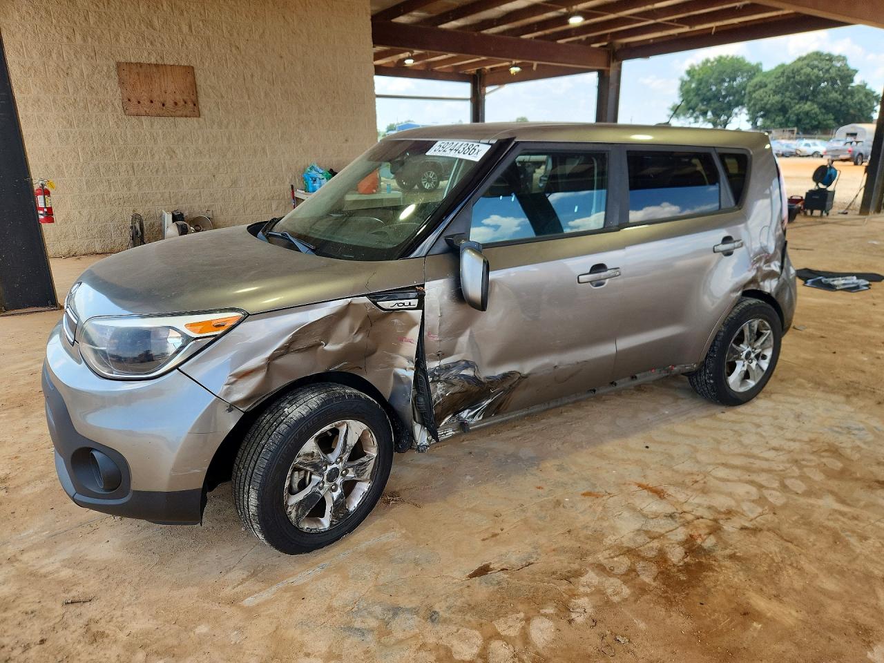 KNDJN2A21J7593426 · 2018 KIA SOUL