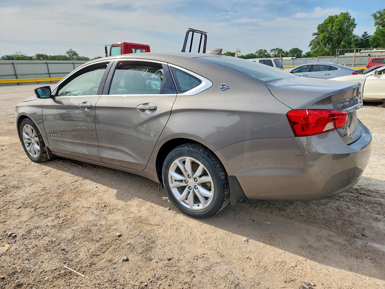 2G1105S39J9137723 · 2018 CHEVROLET IMPALA · 2/12