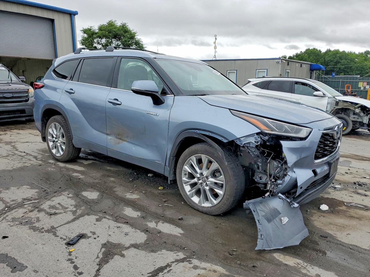 5TDXBRCH1LS007796 · 2020 TOYOTA HIGHLANDER HYBRID · 4/13