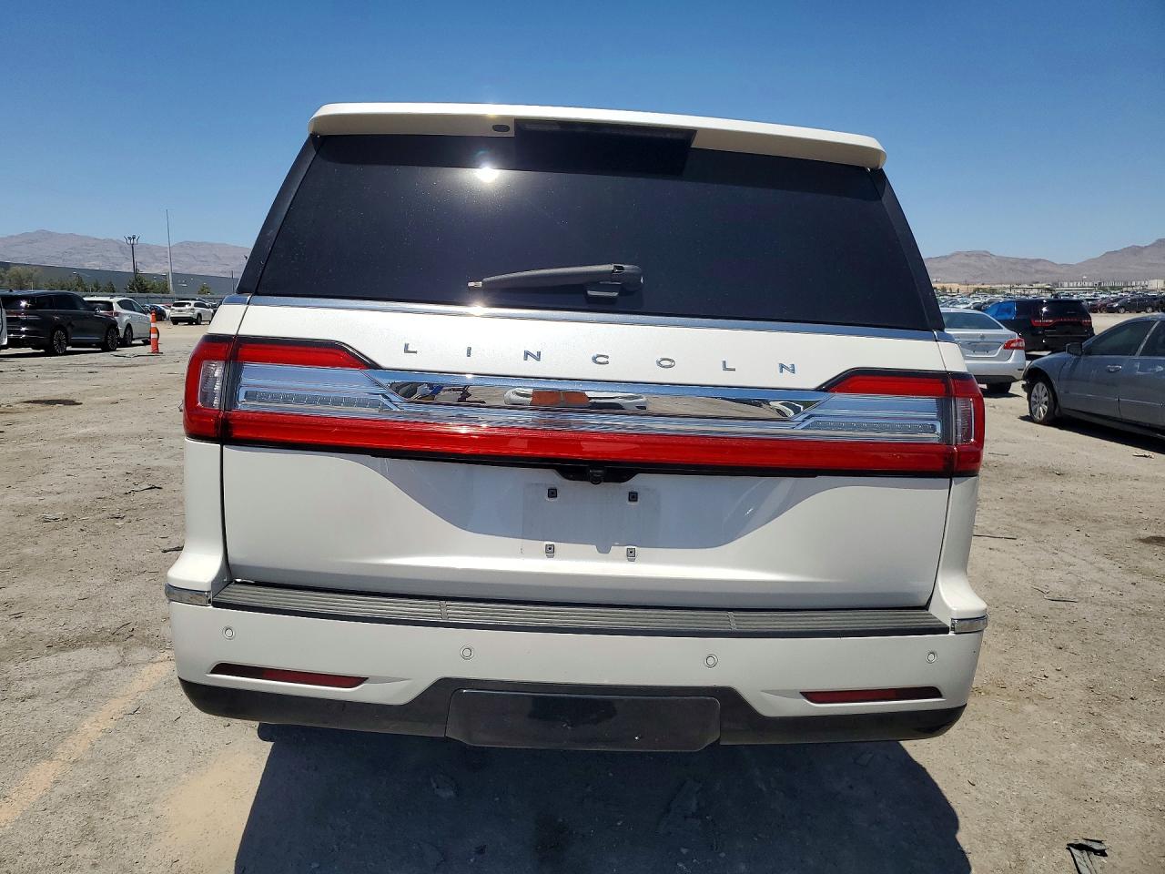 5LMJJ3LT0JEL03544 · 2018 LINCOLN NAVIGATOR · 6/13