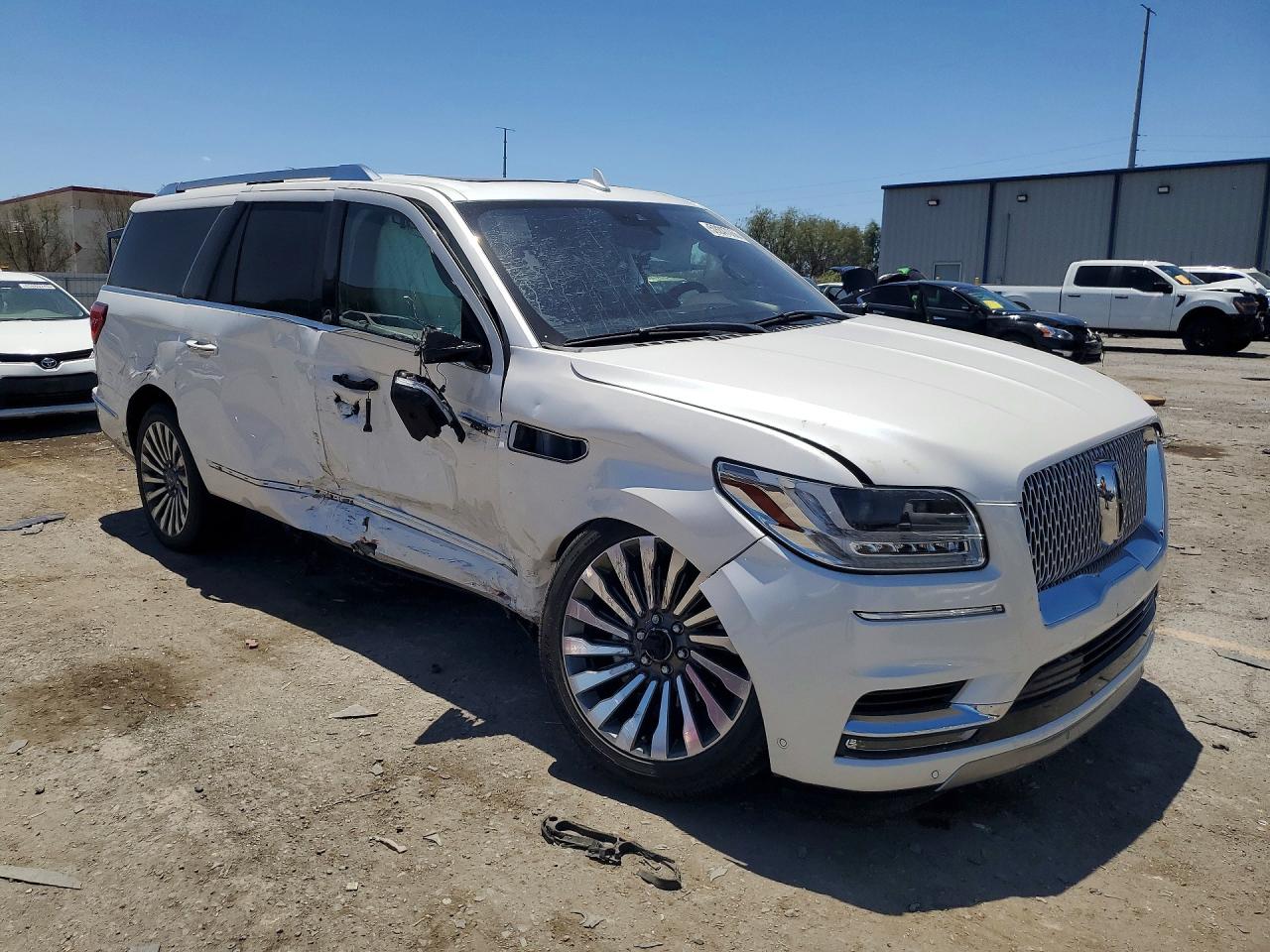 5LMJJ3LT0JEL03544 · 2018 LINCOLN NAVIGATOR · 4/13