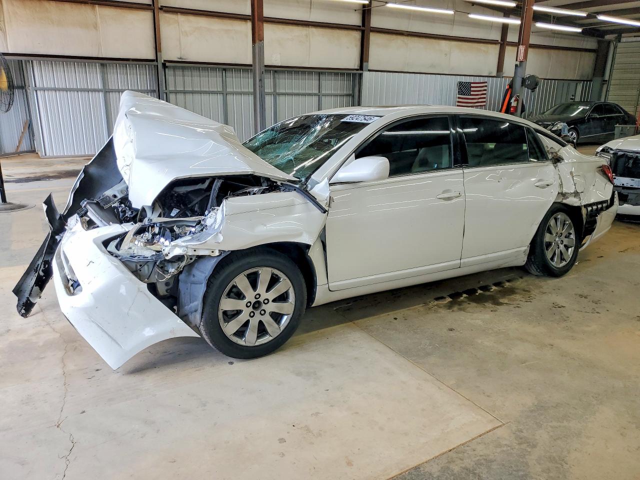 4T1BK36B96U154149 · 2006 TOYOTA AVALON