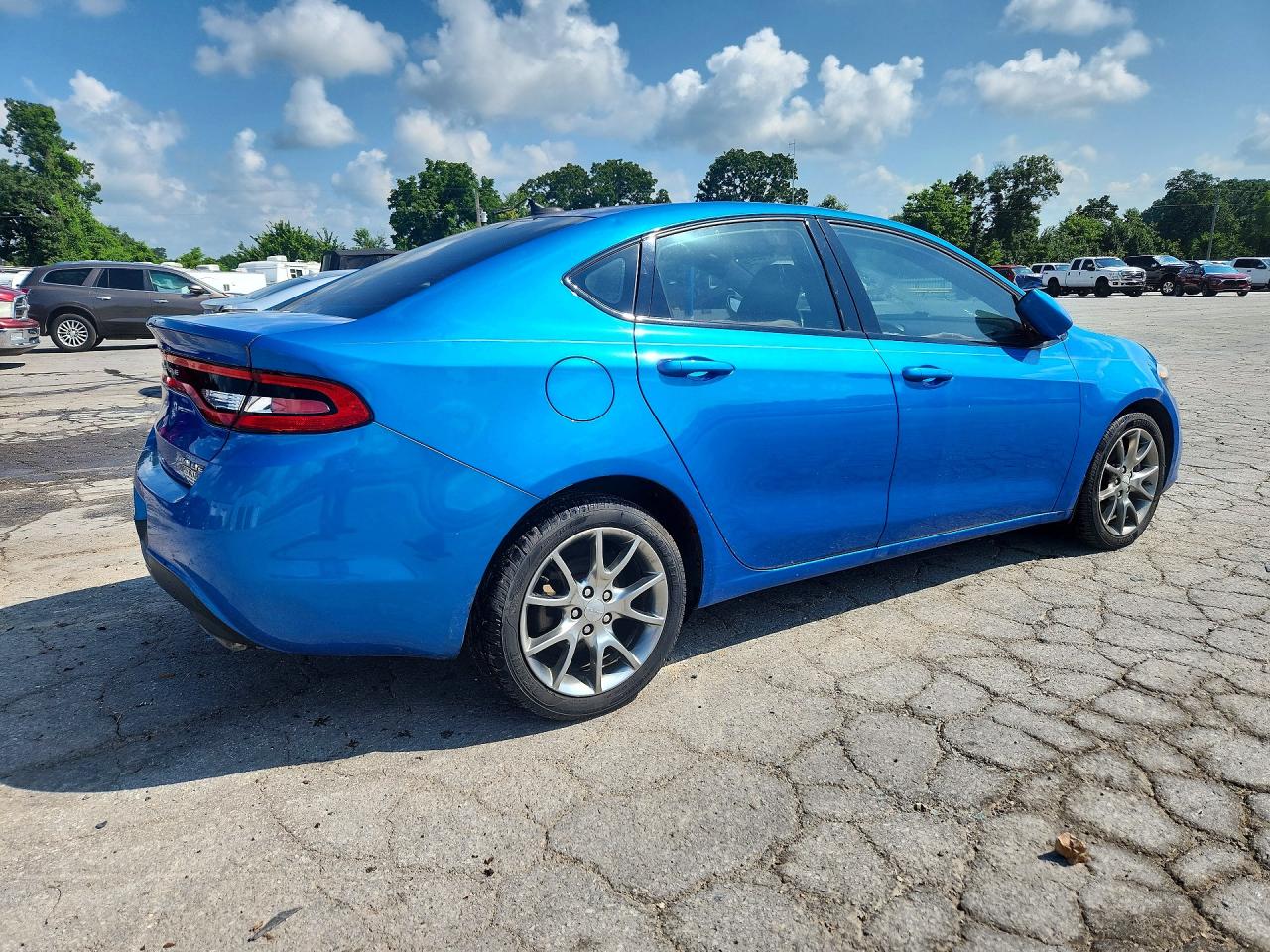 1C3CDFBB3FD252379 · 2015 DODGE DART · 3/12