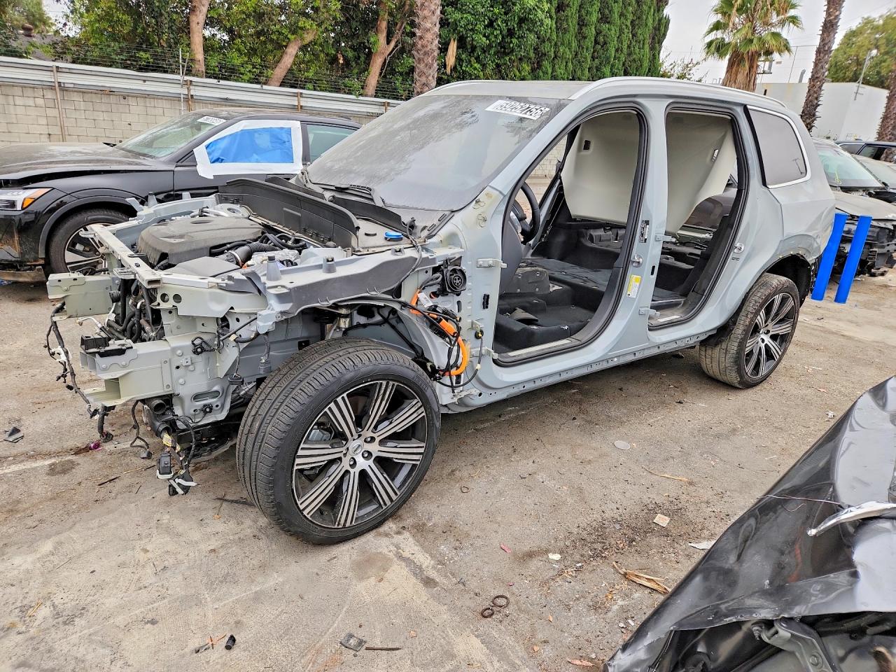 YV4H60PJ3S1296884 · 2025 VOLVO XC90