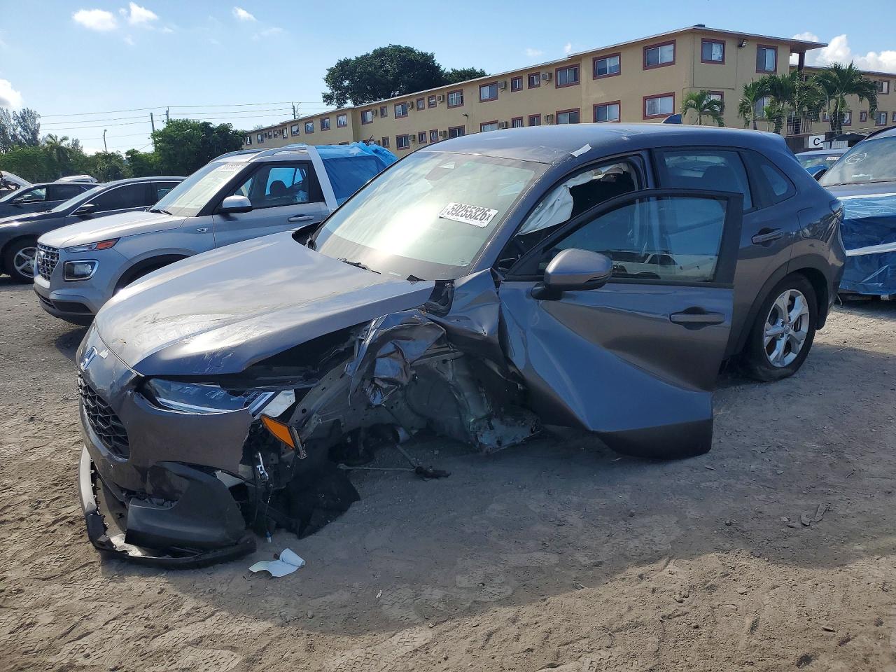 3CZRZ1H35SM722088 · 2025 HONDA HR-V