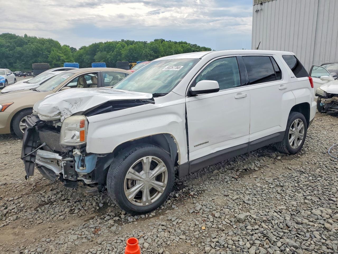 2GKALMEK2H6135775 · 2017 GMC TERRAIN