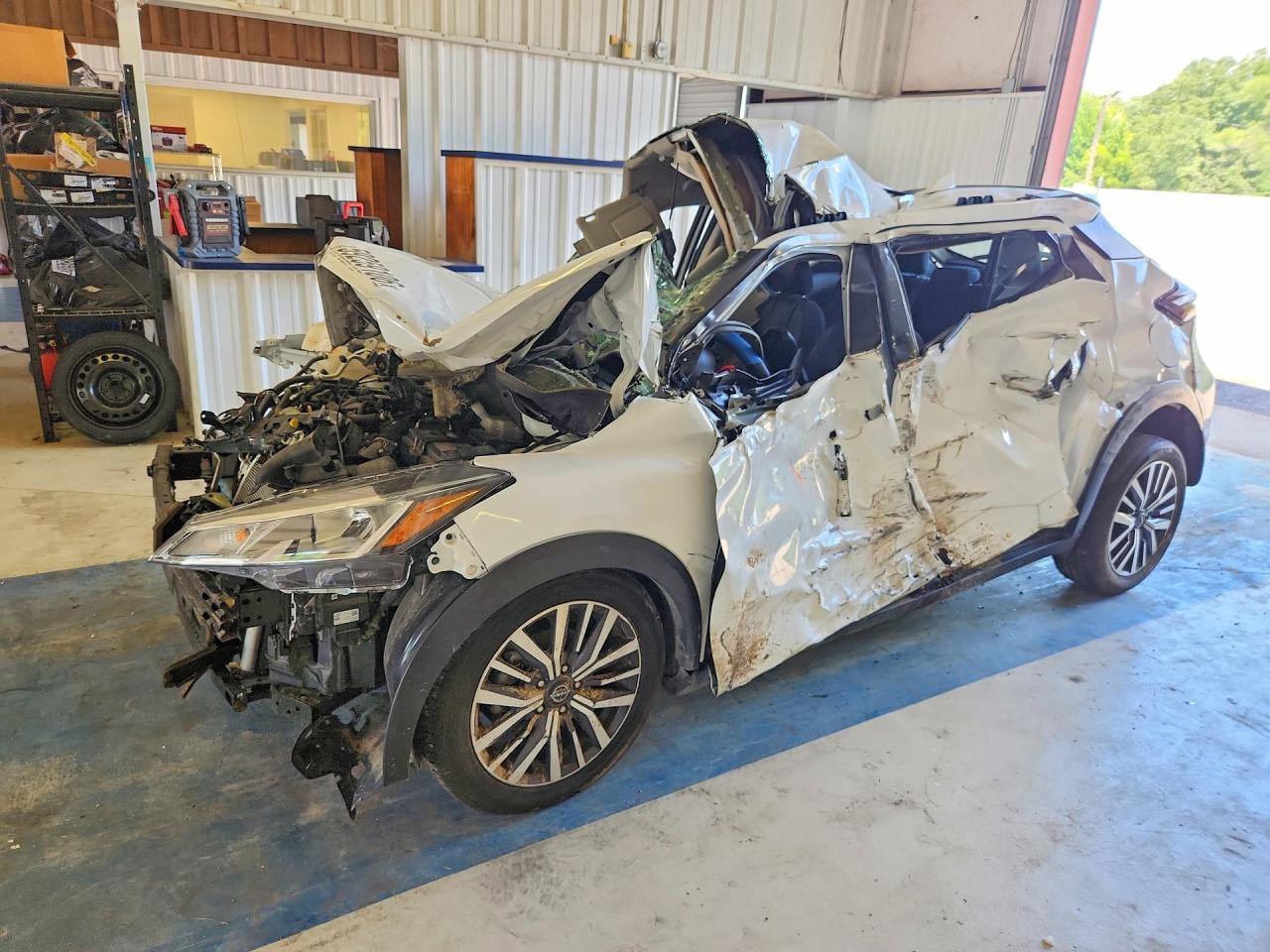 3N1CP5CV0PL551204 · 2023 NISSAN KICKS