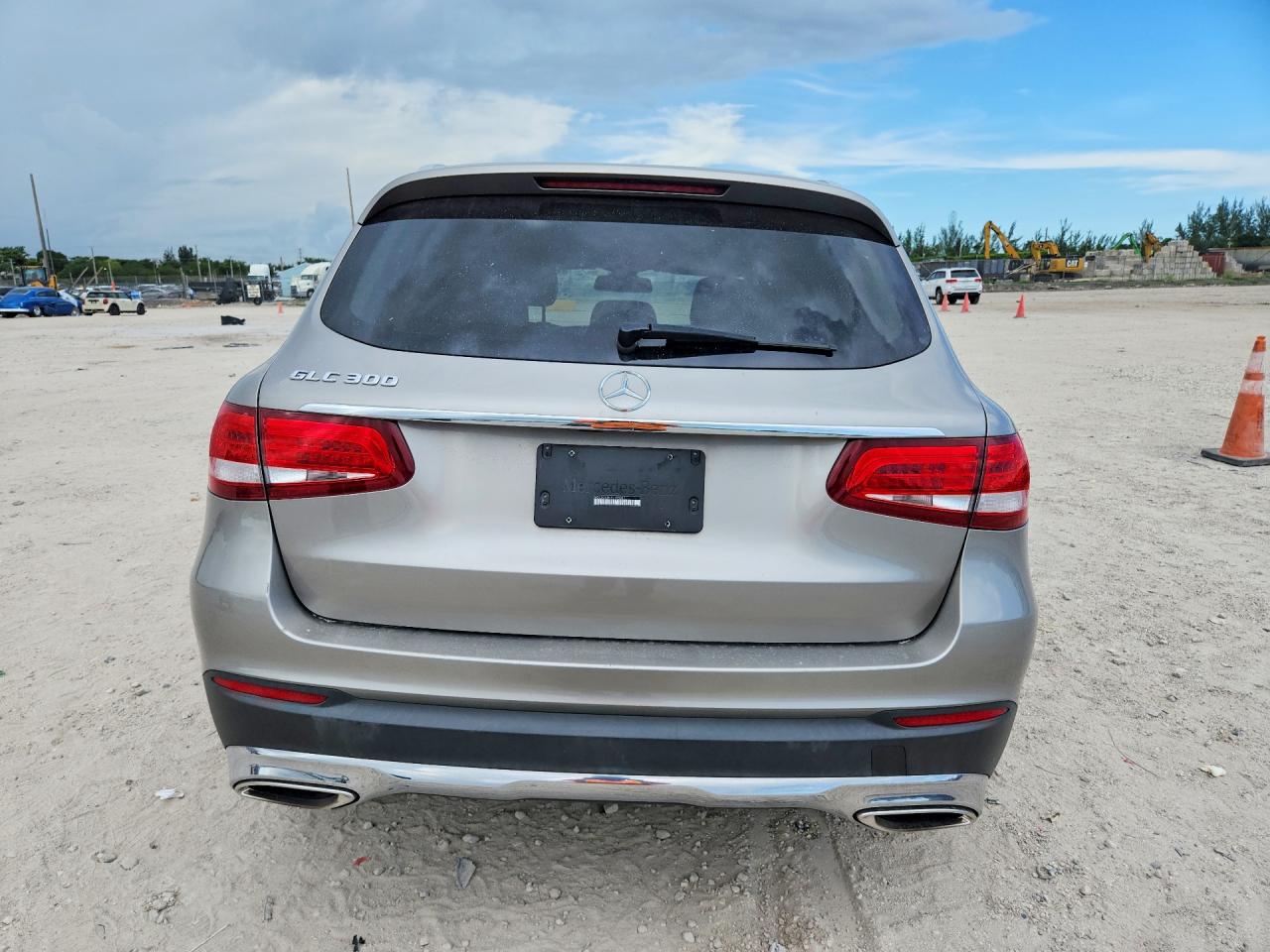 WDC0G4JB4KV155041 · 2019 MERCEDES-BENZ GLC · 6/13