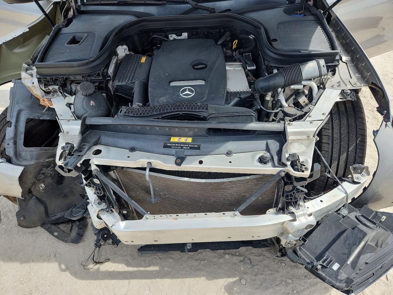 WDC0G4JB4KV155041 · 2019 MERCEDES-BENZ GLC · 12/13