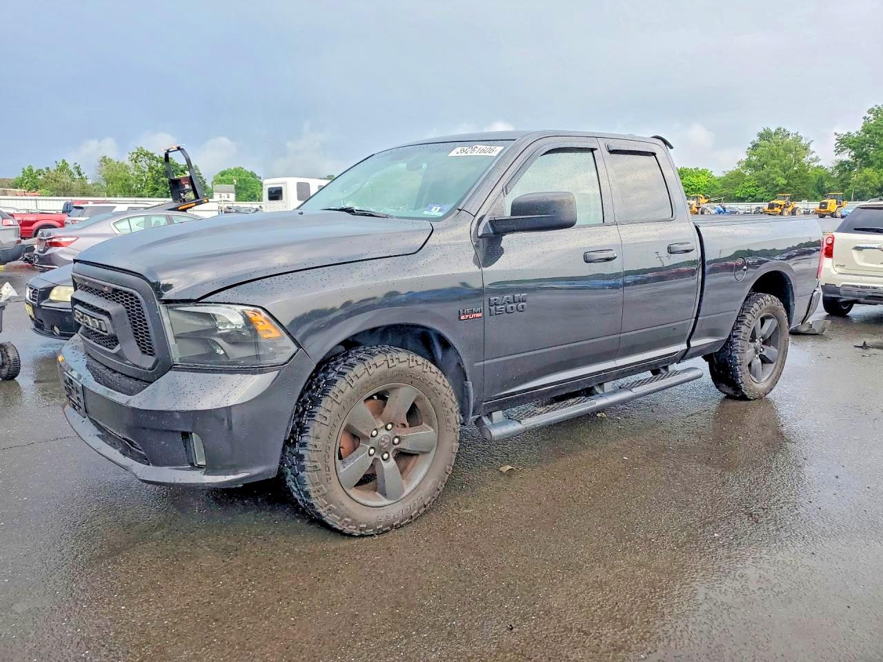 1C6RR7FTXHS508197 · 2017 RAM 1500