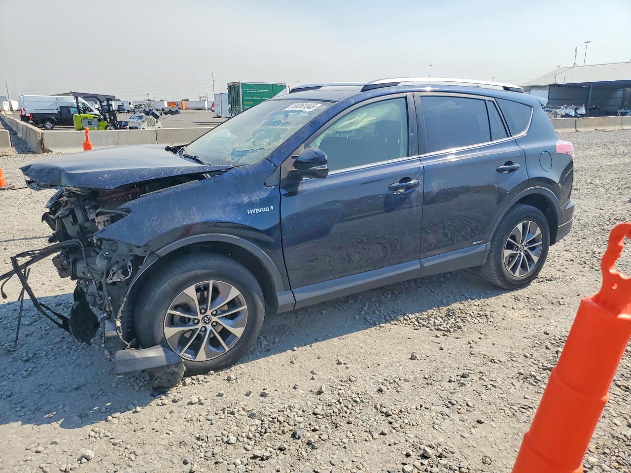 JTMRJREV9JD251252 · 2018 TOYOTA RAV4 HYBRID