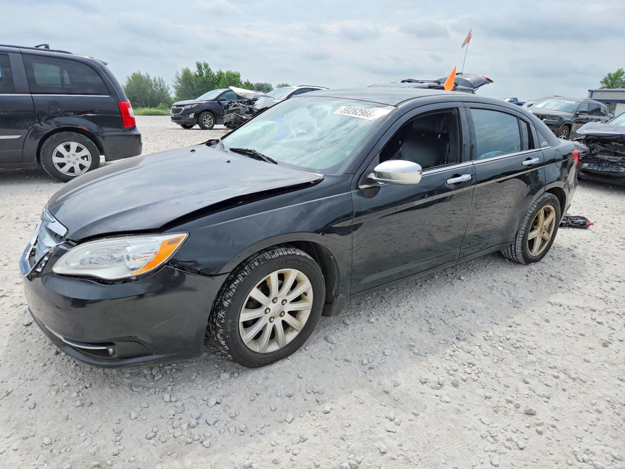 1C3CCBCG6DN523481 · 2013 CHRYSLER 200