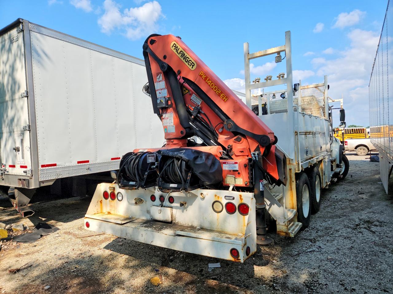 1FVHC3BS7CDBD8595 · 2012 FREIGHTLINER M2 · 3/14