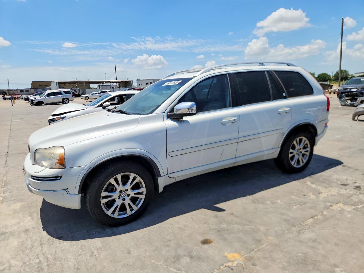 2013 VOLVO XC90