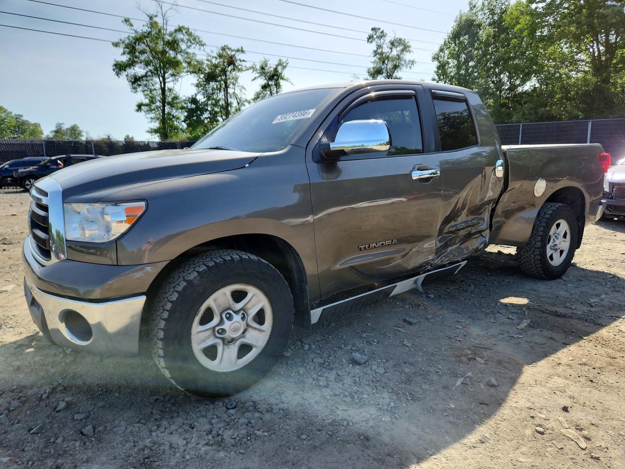 5TFRM5F14BX028239 · 2011 TOYOTA TUNDRA