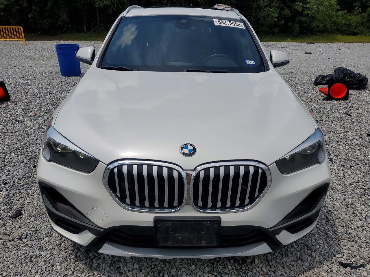 WBXJG7C02M5T59544 · 2021 BMW X1 · 5/13