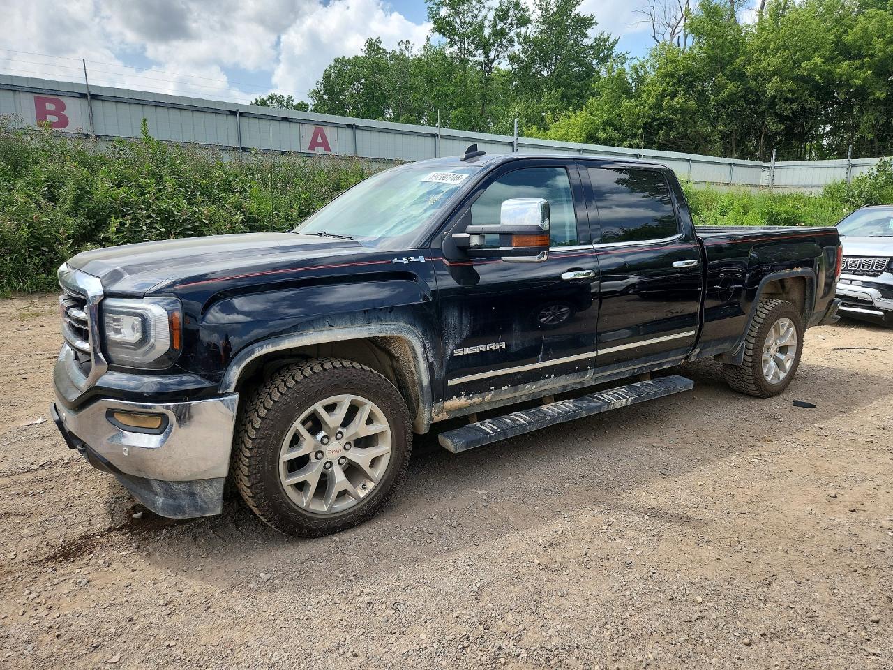 2017 GMC SIERRA