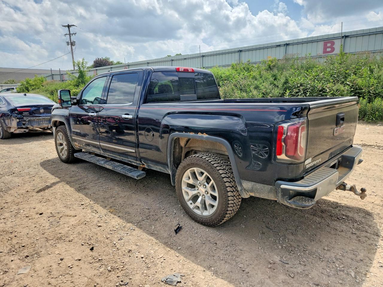 3GTU2NEC3HG164507 · 2017 GMC SIERRA · 2/12