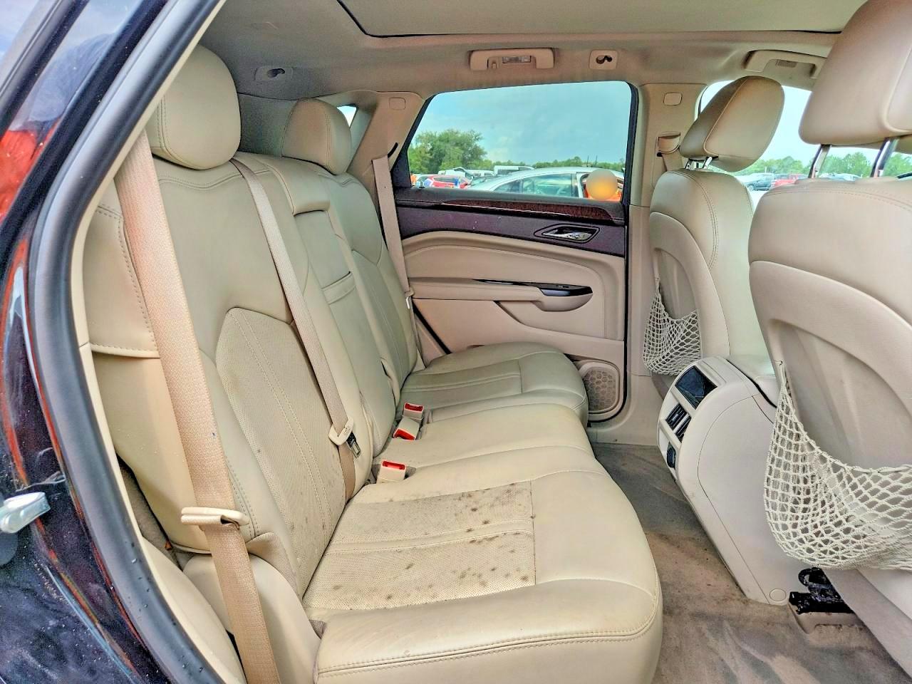 3GYFNBE37GS558452 · 2016 CADILLAC SRX · 11/13