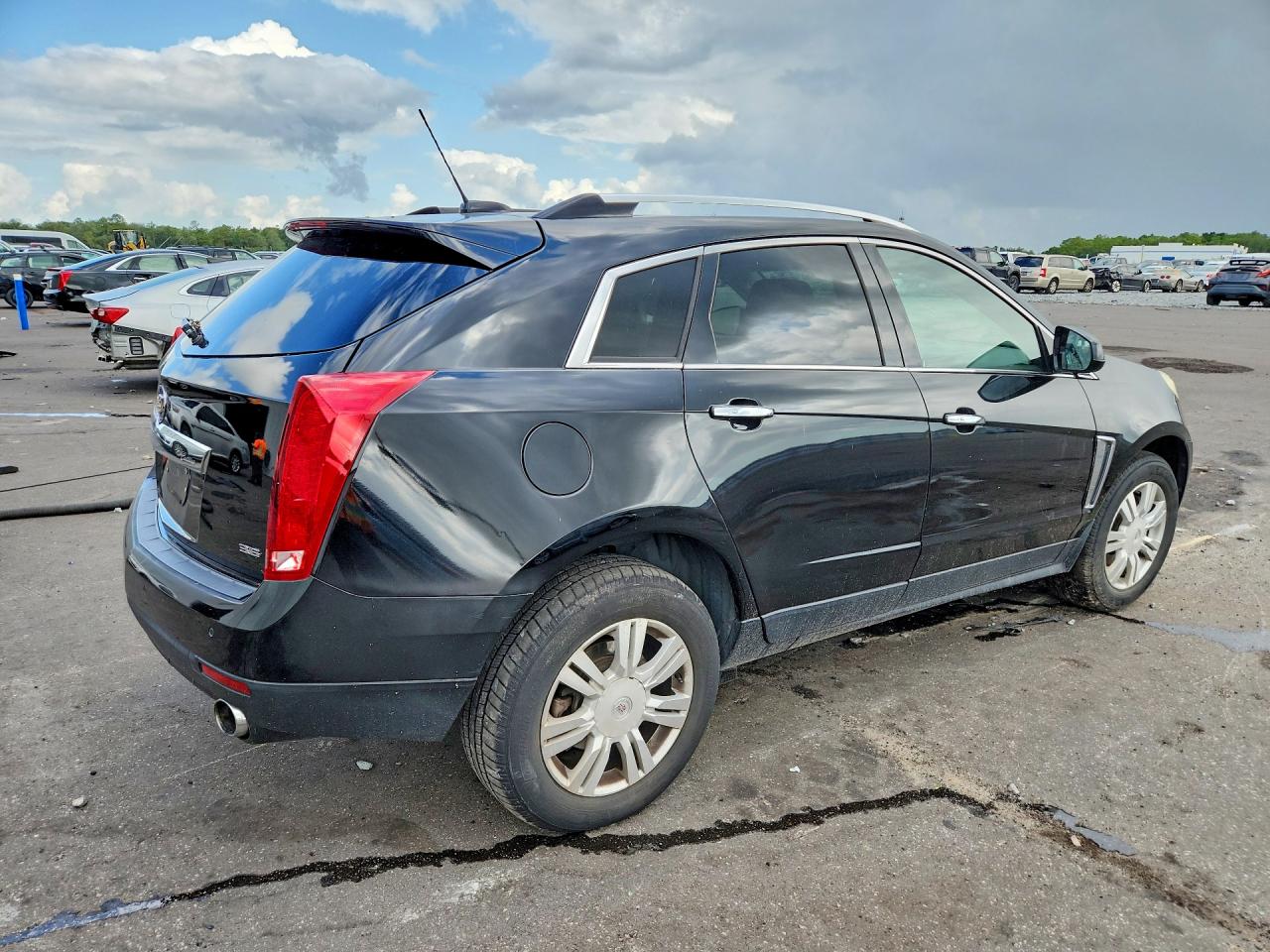 3GYFNBE37GS558452 · 2016 CADILLAC SRX · 3/13