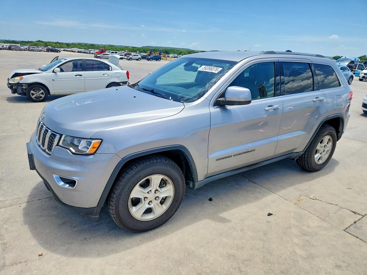 1C4RJEAG8HC647656 · 2017 JEEP GRAND CHEROKEE