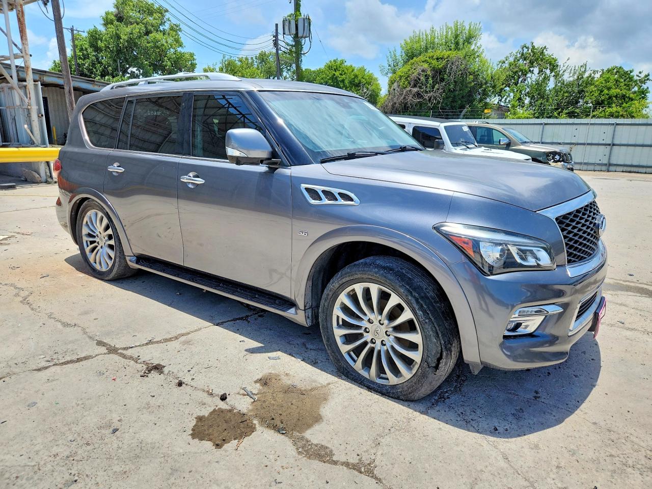 JN8AZ2NF7H9647364 · 2017 INFINITI QX80 · 4/12